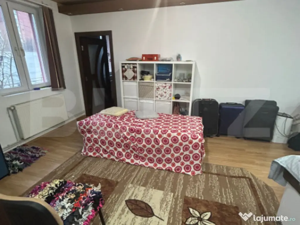 Casa de vanzare, 200 mp utili, 460 mp teren, zona Sala Olimp 