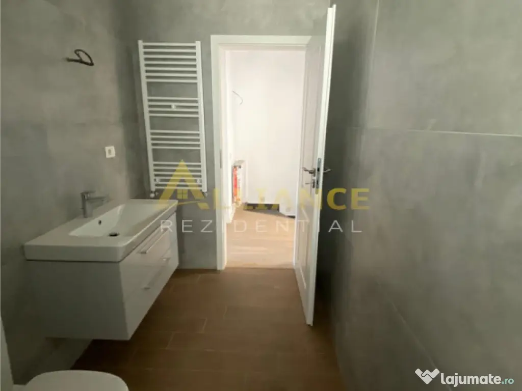 Casa Tip Duplex - 5 camere 4 bai - Mutare Imediata -