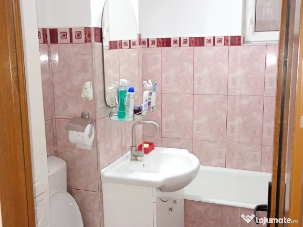 Apartament 2 camere + boxa, Mazepa 2 - direct proprietar 
