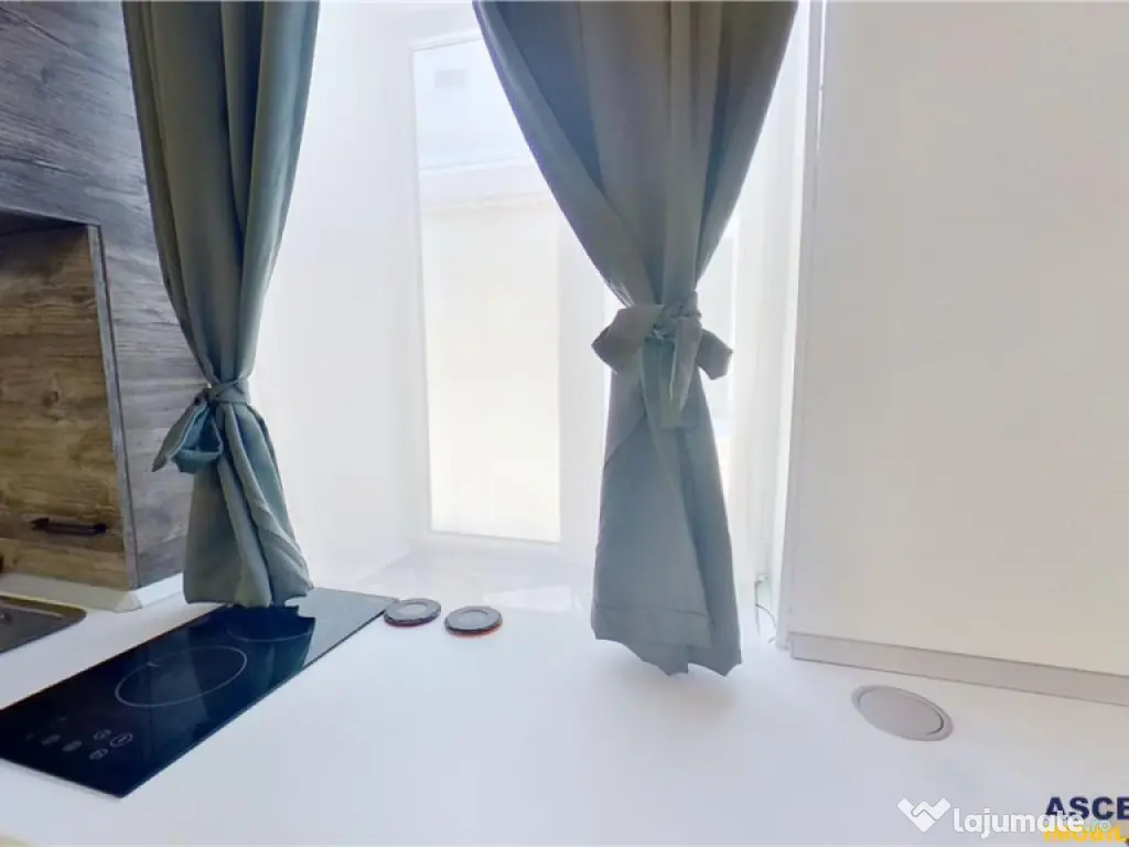 Proprietate cocheta,pretabila si regim hotelier,birou,Centru 