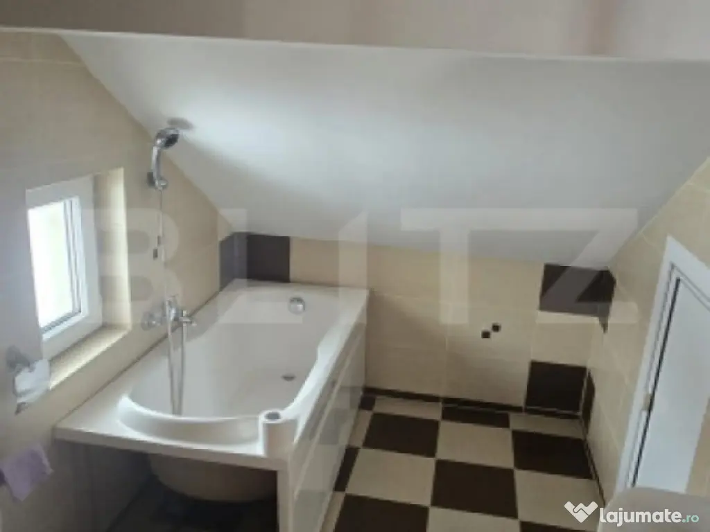 Casuta cocheta gata de locuit,Jelna 