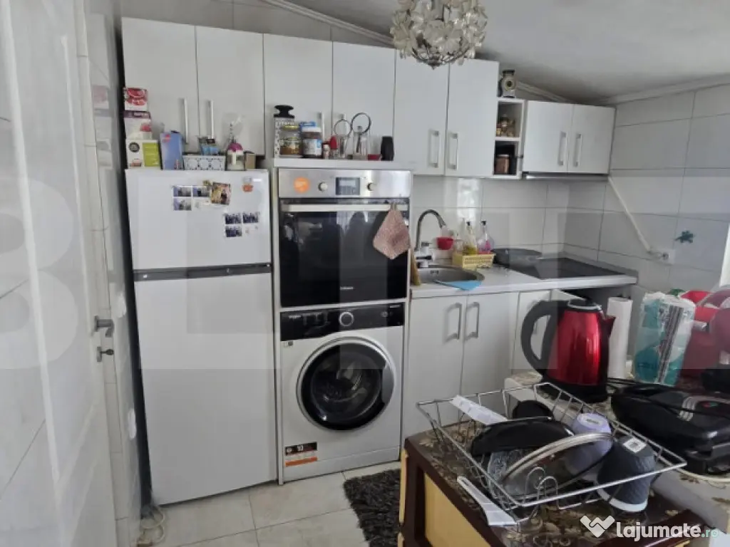 Casuta cocheta gata de locuit,Jelna 