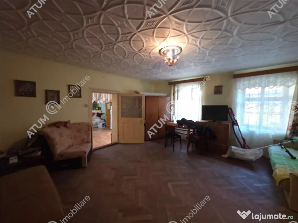 Apartament la casa cu 3 camere in zona Piata Cluj din Sibiu 