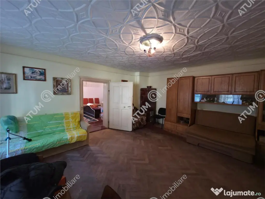 Apartament la casa cu 3 camere in zona Piata Cluj din Sibiu 