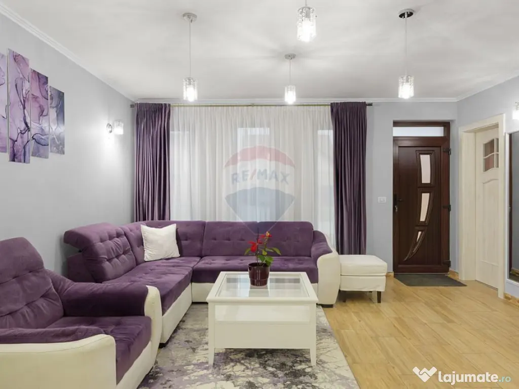 Casă cu 4 camere de vânzare în cartierul Westfileld Arad 