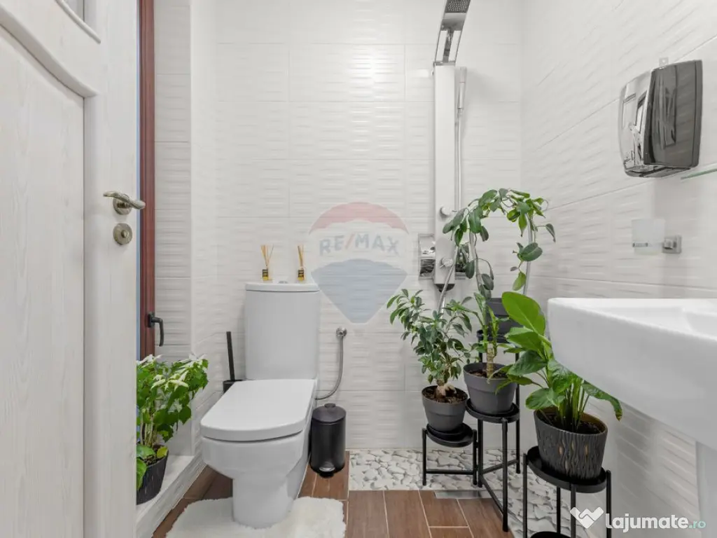 Casă cu 4 camere de vânzare în cartierul Westfileld Arad 