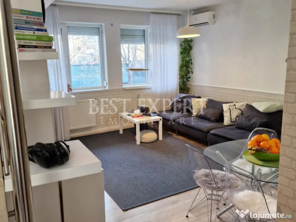 Vilă de vânzare – mobilată și utilată/complex privat 