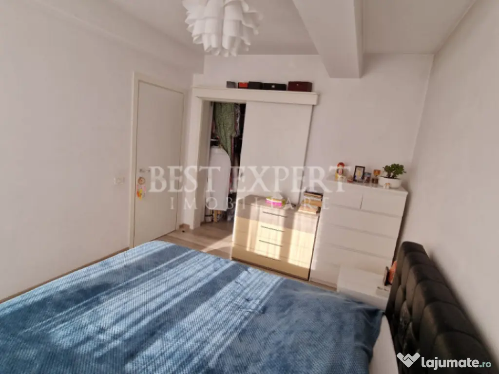 Vilă de vânzare – mobilată și utilată/complex privat 