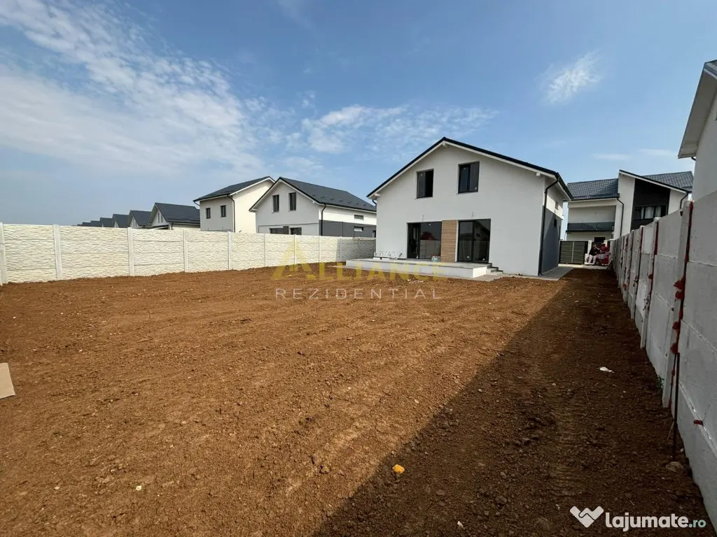 Casa individuala P M - 4 camere - 2 bai - 380 mp teren 