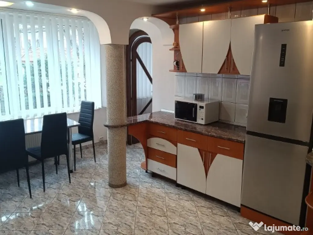 Apartament 4 camere Dogarilor ,parter 