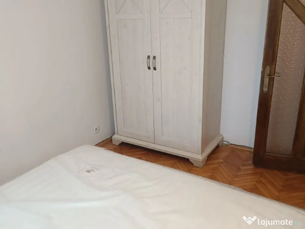 Apartament 4 camere Dogarilor ,parter 