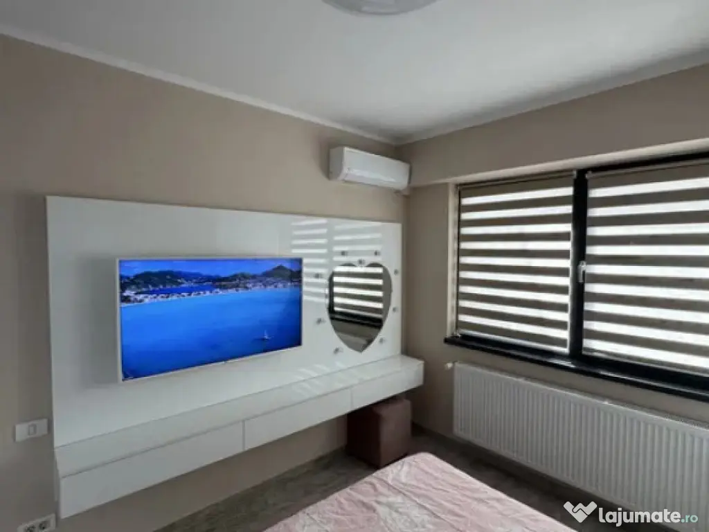 Apartament 2 camere de vânzare Mamaia, vedere mare și lac 