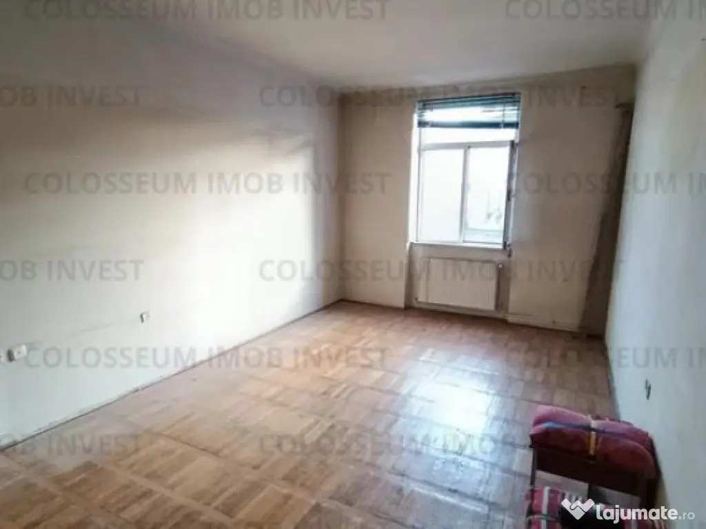 Apartament 3 camere, decomandat - zona Centrul Civic 