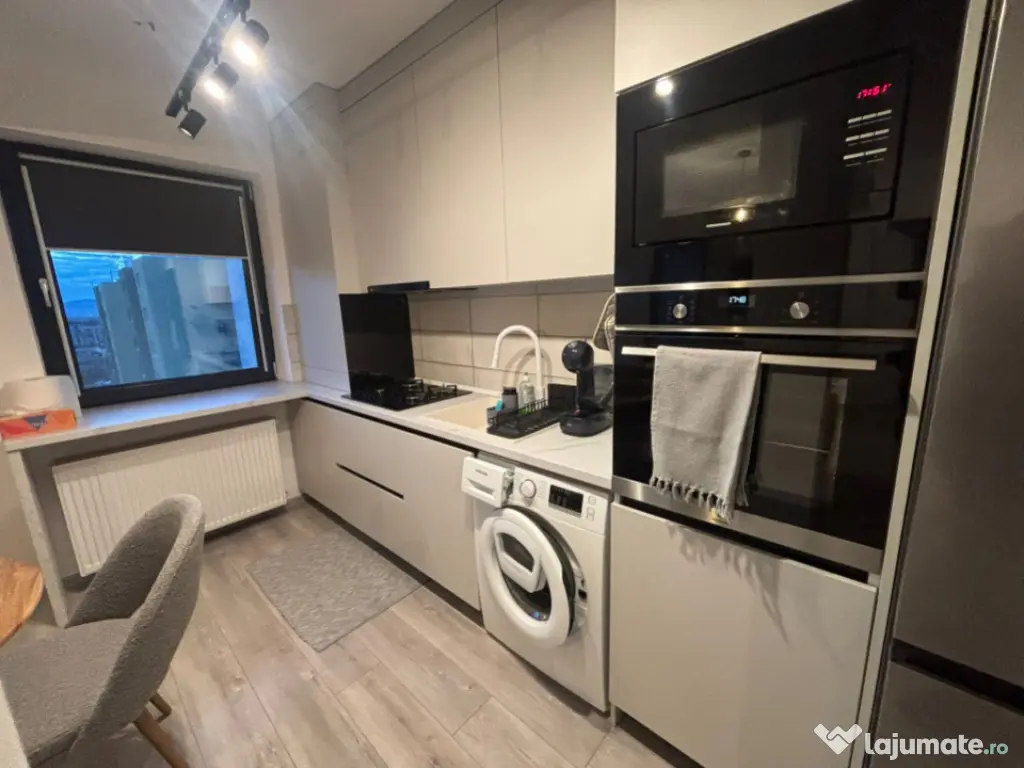 Studio mobilat, utilat calitate PREMIUM cu Balcon și Parcar 