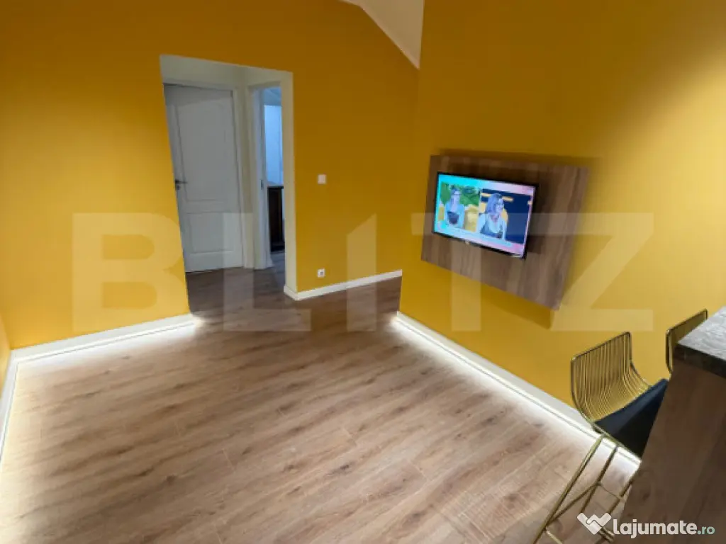 Apartament 3 camere, Ady Endre