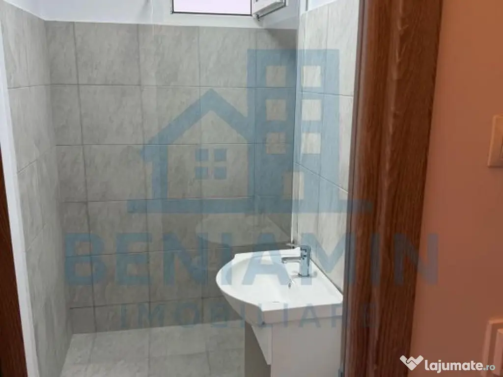 Garsoniera - Rovine - Dezrobirii - Matei Basarab - mobila...