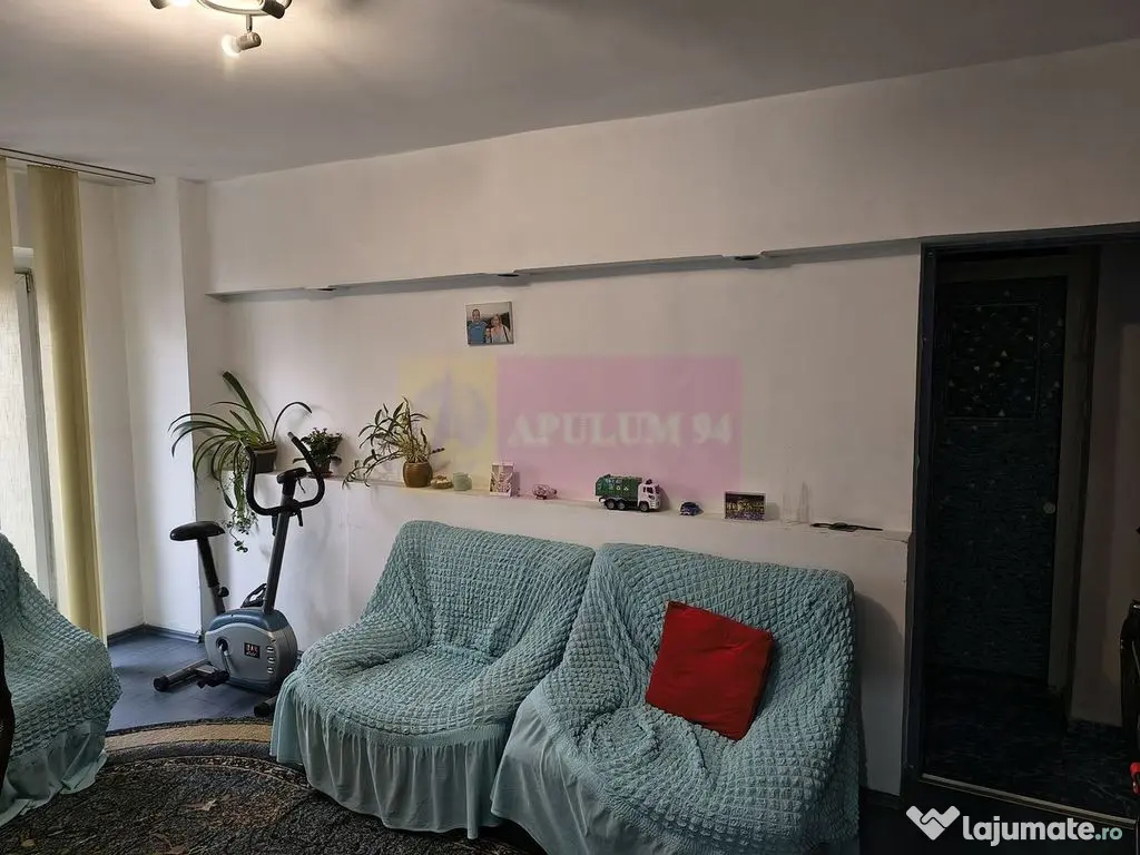 Apartament 3 camere in zona 13 Septembrie 