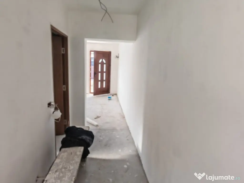 Casa P+1 de vanzare, 3 camere, 92.60mp, situata in zona Navo 