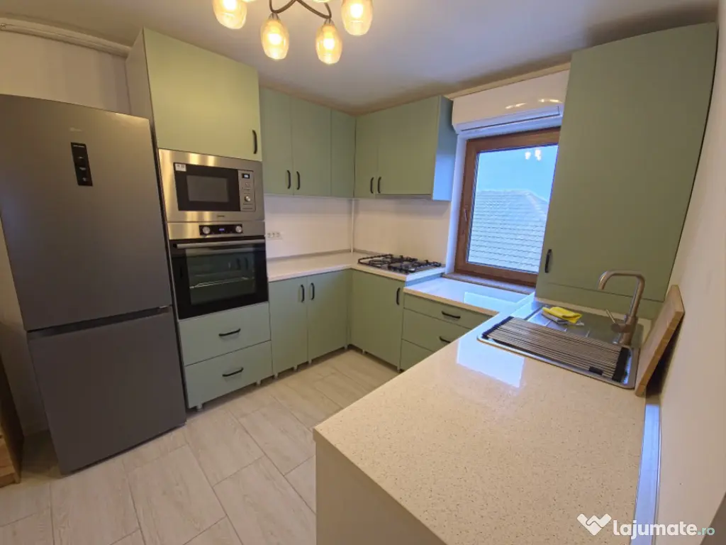 Agigea 3 camere aproape nelocuit Mobilat & Utilat Parcare 