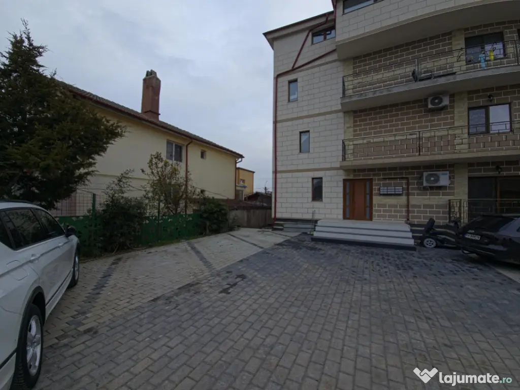 Agigea 3 camere aproape nelocuit Mobilat & Utilat Parcare 