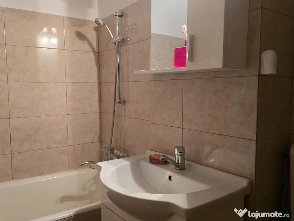 Apartament 2 camere decomandat in Deva, zona Minerului, et 2 