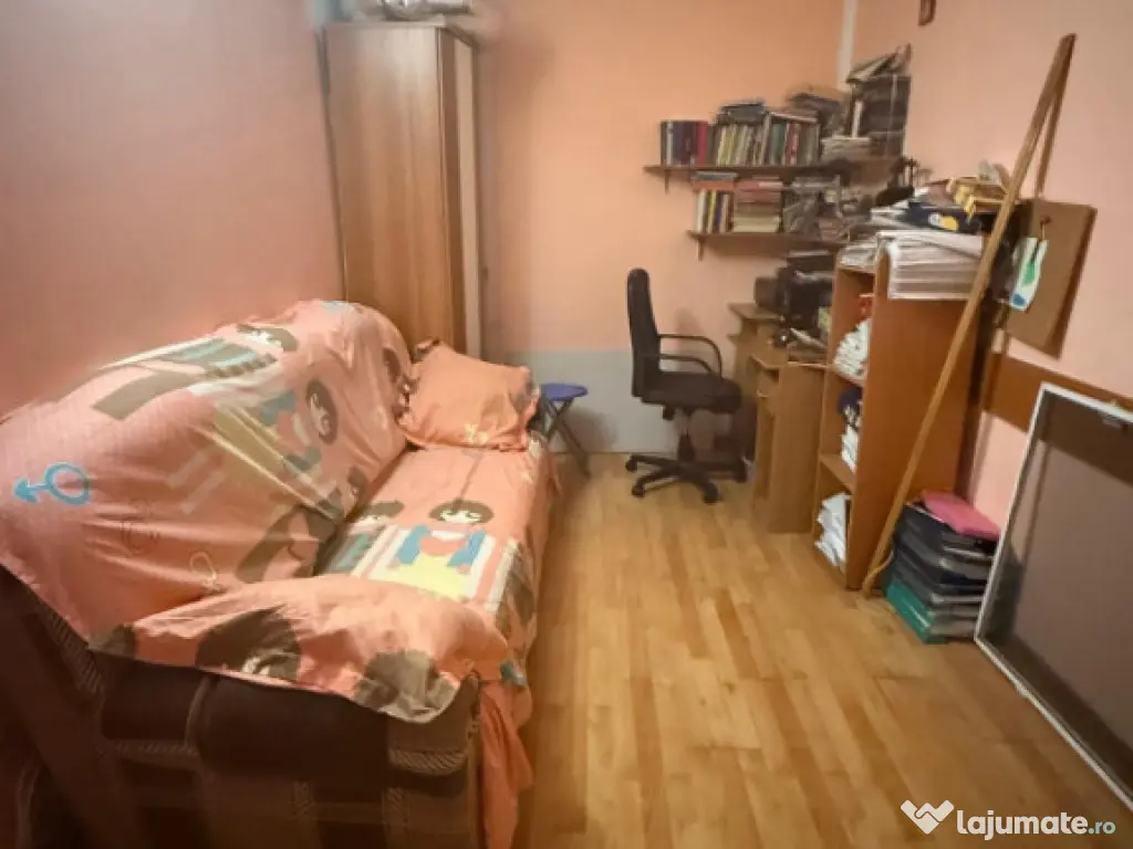 Garsoniera decomandata, 37.45 mp, zona Craiovița Nouă 