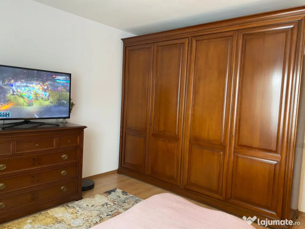 Apartament cu 2 camere 65 mp, decomandat, etaj intermediar, 