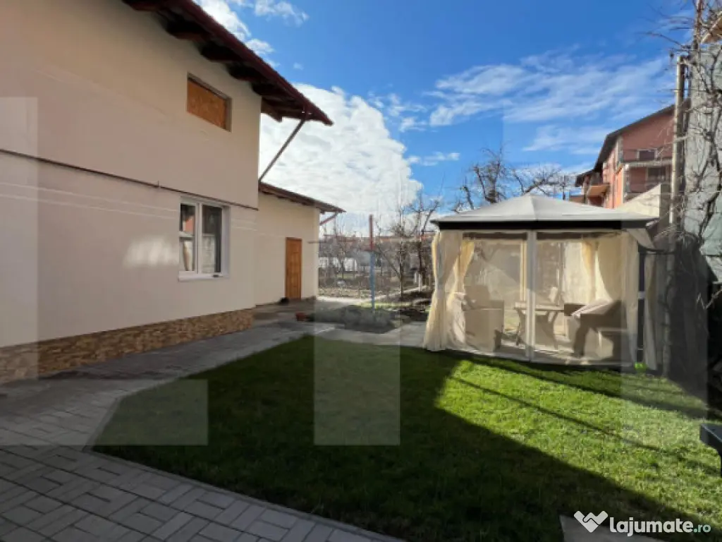 Casa de vanzare, 158 mp, zona Ronat 