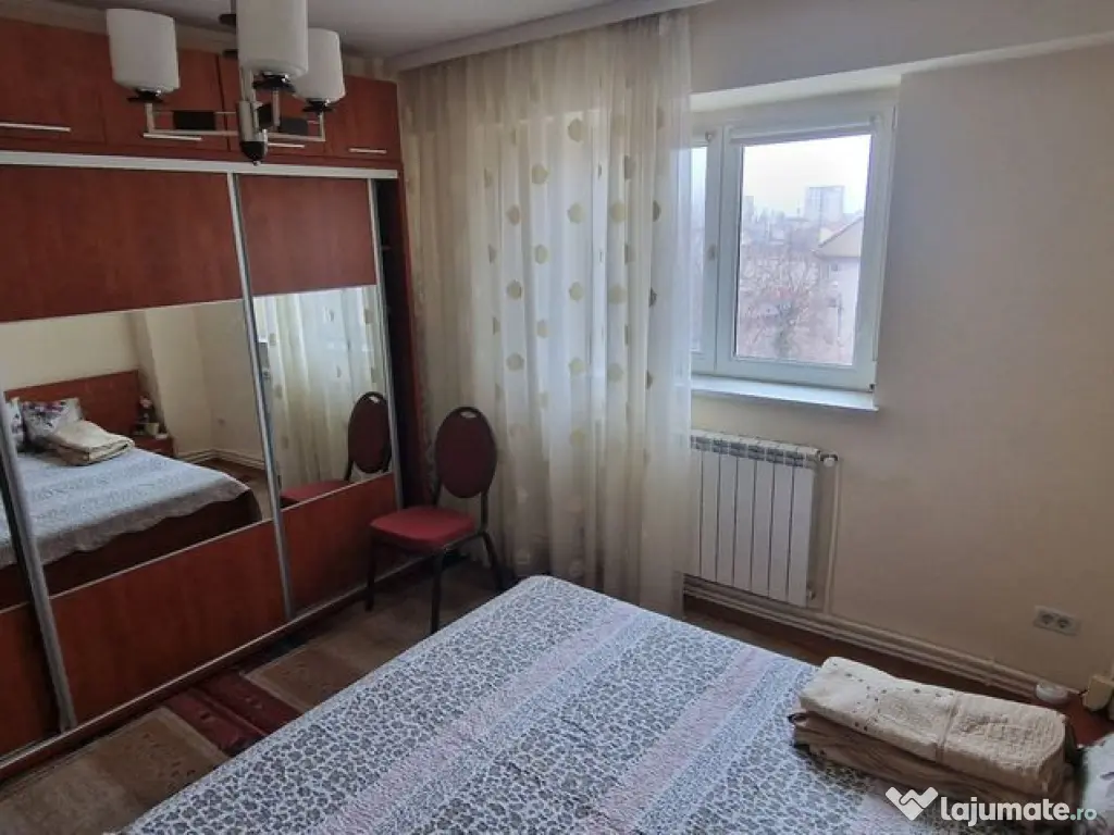 Liceul de Arta, 2 camere decomandate 61 mp