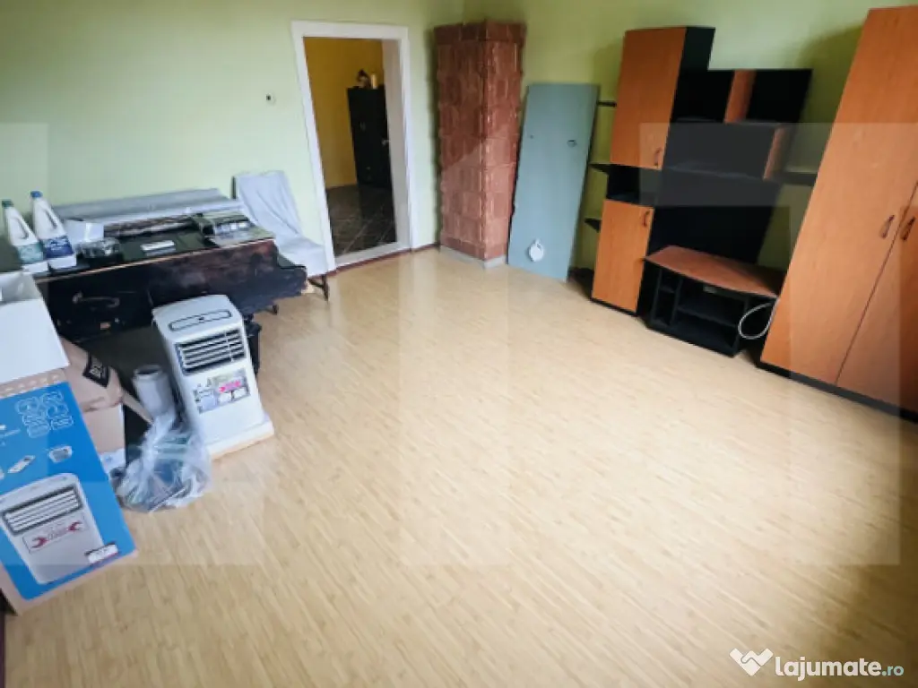 Apartament 4 camere, 100 mp utili, zona Gradiste