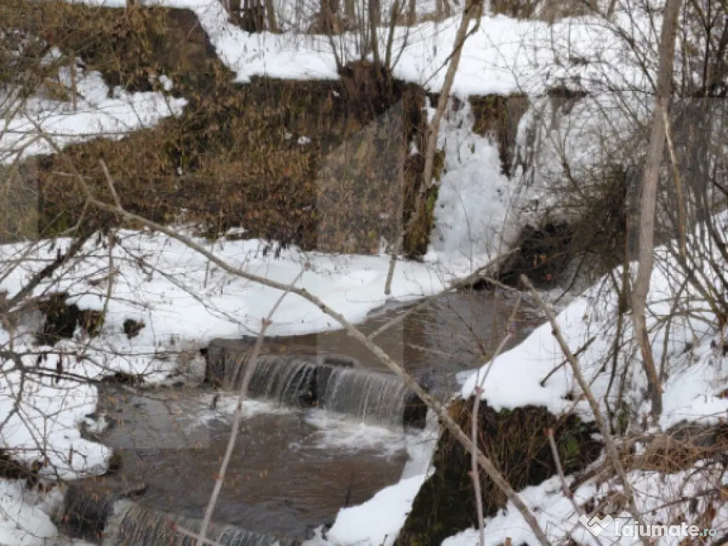 Exclusivist! Teren intravilan de 2800mp cu cascada in Micest