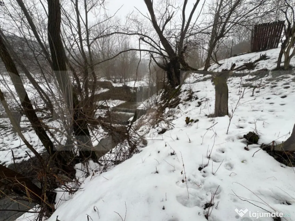 Exclusivist! Teren intravilan de 2800mp cu cascada in Micest