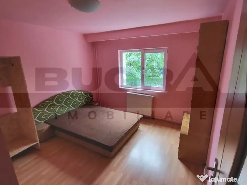 Apartament de 2 camere, decomandat, etaj intermediar, car...