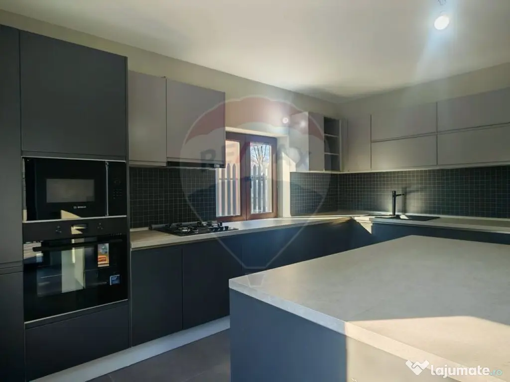 Vila cu 4 camere de vanzare I Corbeanca I Laguna Albastra 