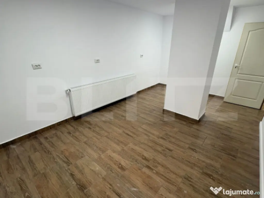 Spatiu de birouri, zona centrala 