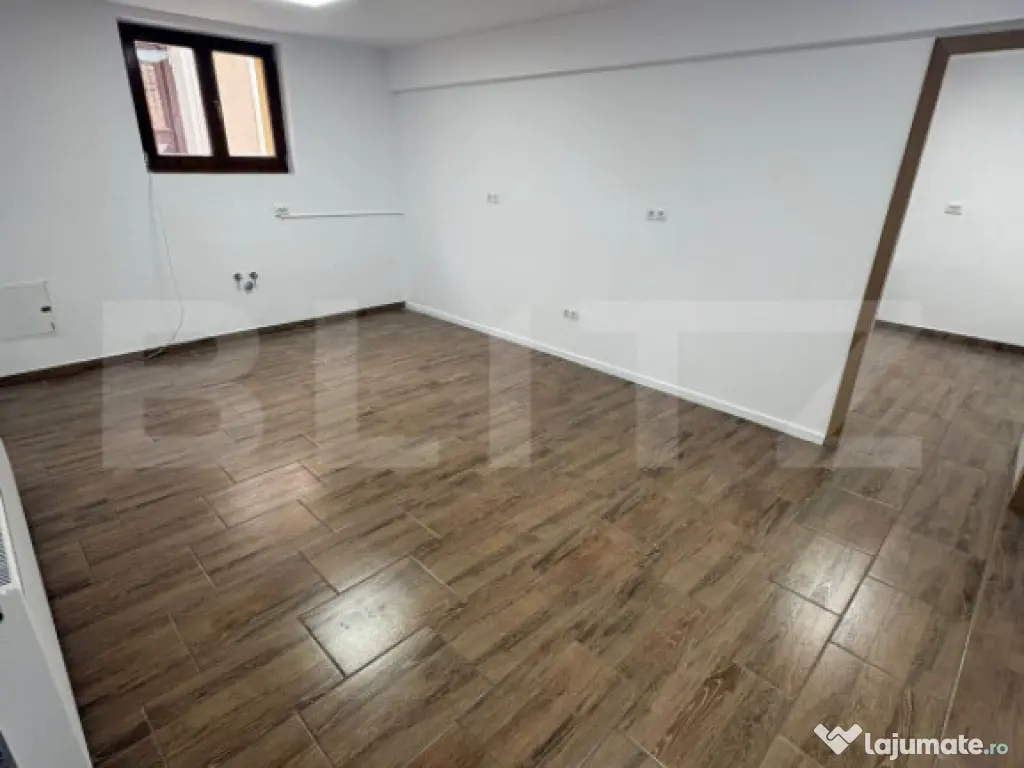 Spatiu de birouri, zona centrala 