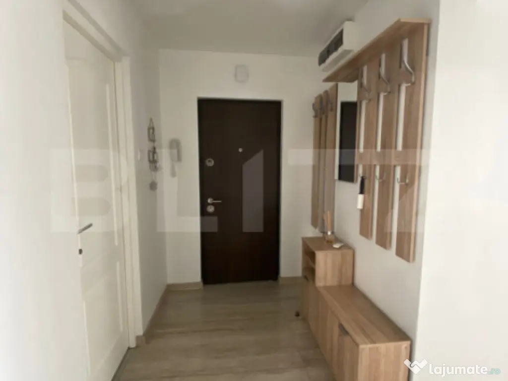 Apartament 3 camere, 75 mp, zona Soarelui
