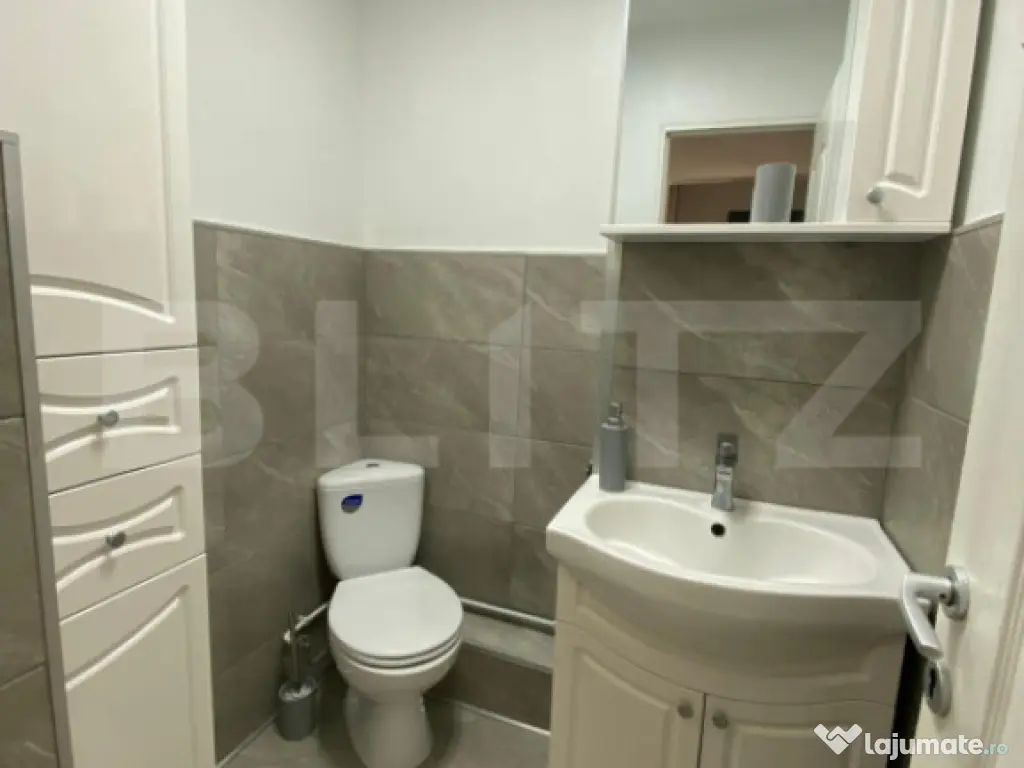 Apartament 3 camere, 75 mp, zona Soarelui
