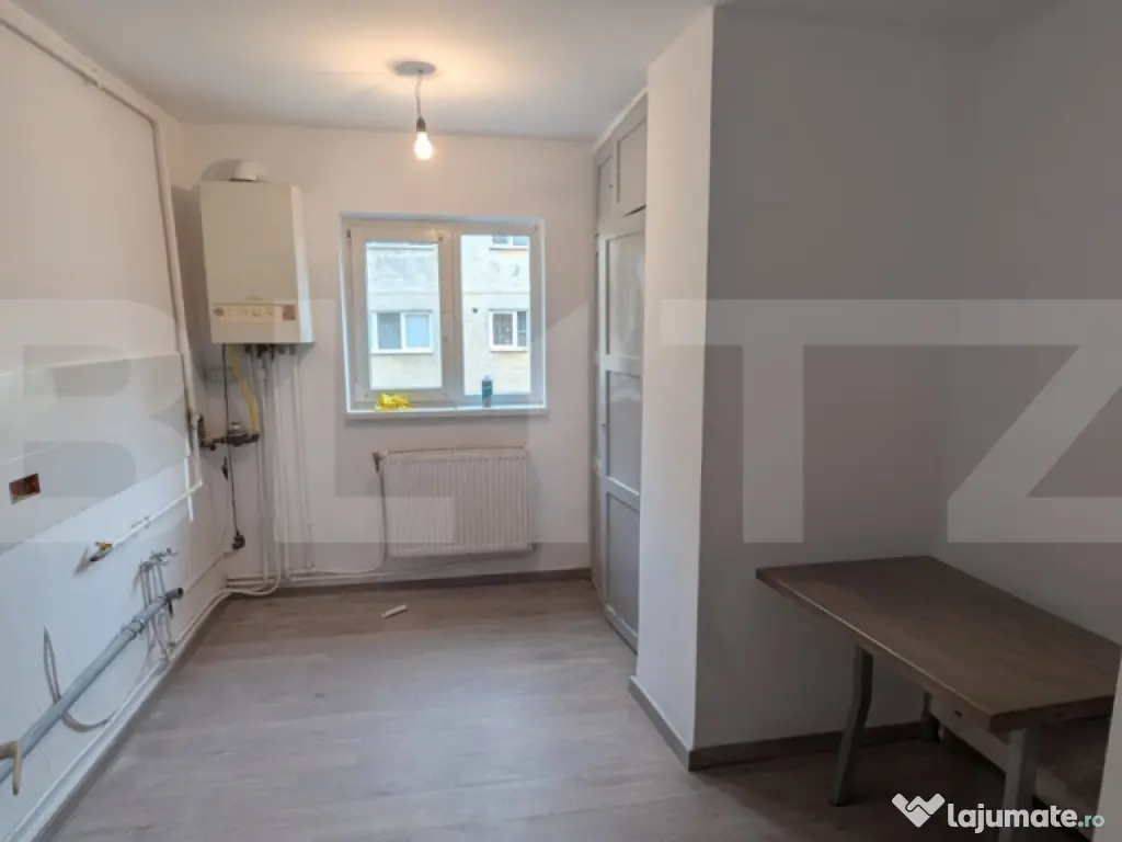 Apartament de inchiriat, 50 mp, zona Cetate