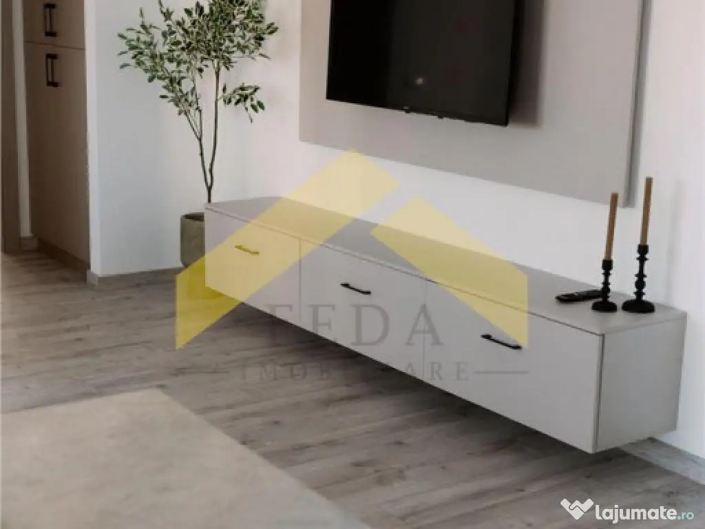 Apartament de inchiriat 3 camere Adora Park