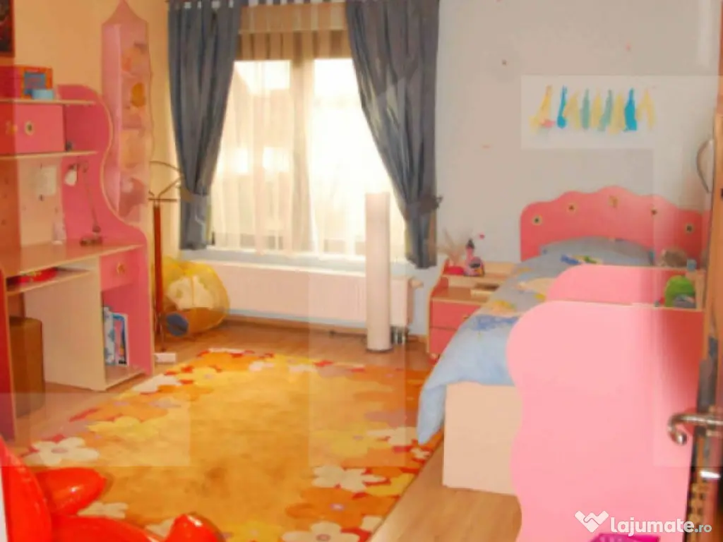 Vilă Zona Planetelor – Spațiu, Rafinament și Confort A