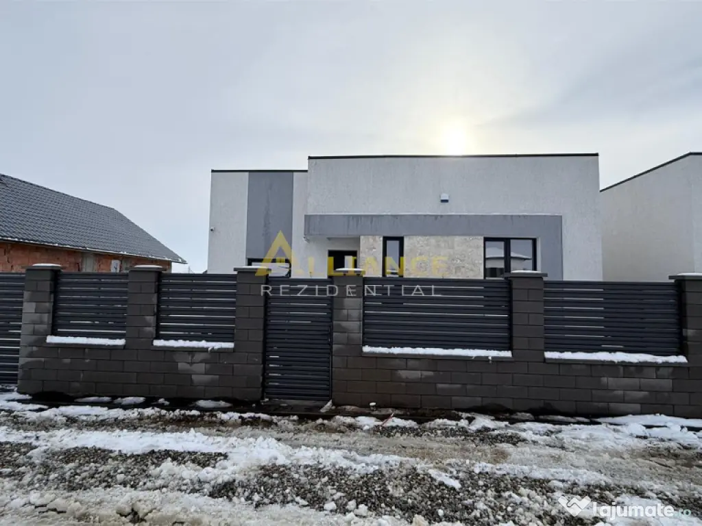 Casa Individuala - 3 camere - 2 bai - 371 mp teren 