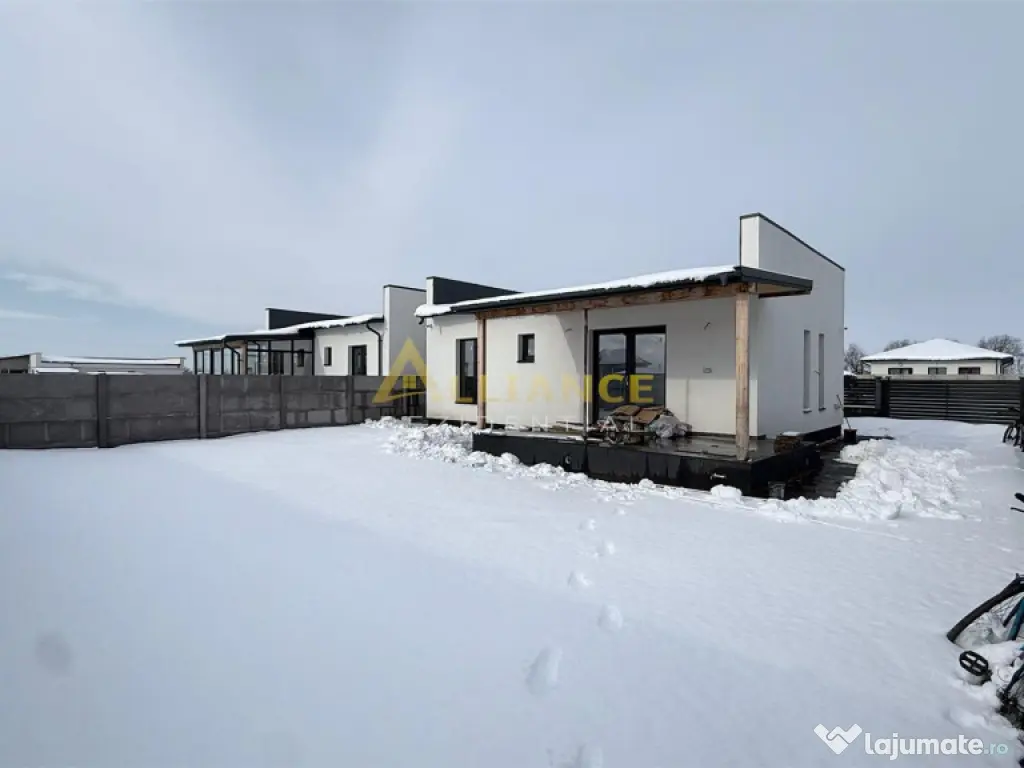 Casa Individuala - 3 camere - 2 bai - 371 mp teren 