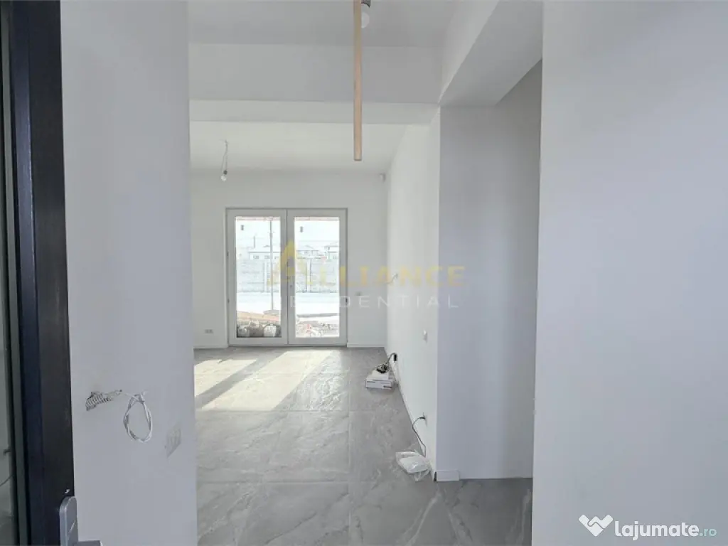 Casa Individuala - 3 camere - 2 bai - 371 mp teren 