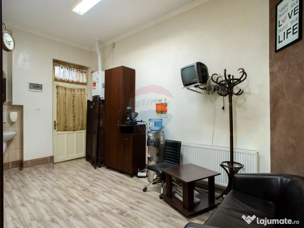 Apartament cu 2 camere de vânzare în zona Teatrului de ... 