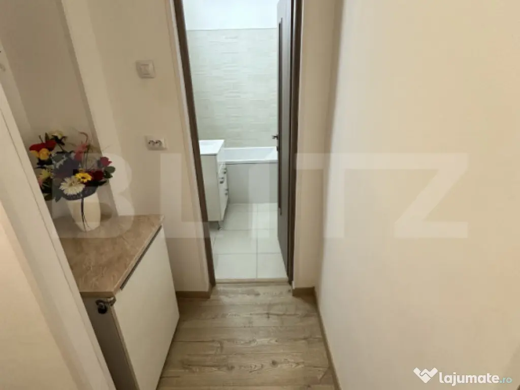 APARTAMENT CU 1 CAMERA FOARTE GENEROS-POZITIE EXCELENTA 
