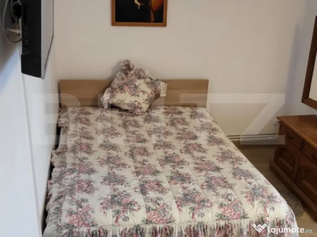 APARTAMENT CU 1 CAMERA FOARTE GENEROS-POZITIE EXCELENTA 
