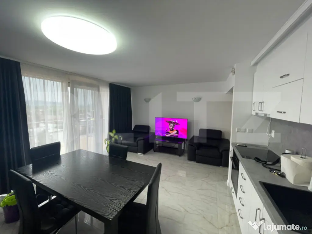 Apartament 3 camere, 89 mp, zona Piata Centrala 