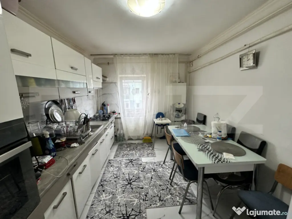 Apartament 4 camere, 81 mp, zona Big Nou 