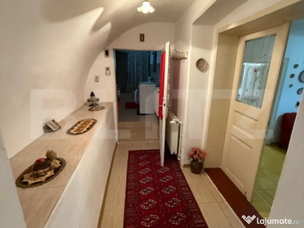 Proprietate 140 mp, 800 mp teren, zona Centru 